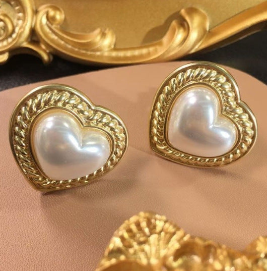 Vintage Medieval Heart Earrings