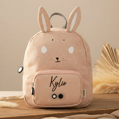 Personalisierter Trixie Kinder-Rucksack Frau Hase in Rosa mit Name – kleiner Tierrucksack für Kita, Kindergarten und Ausflüge